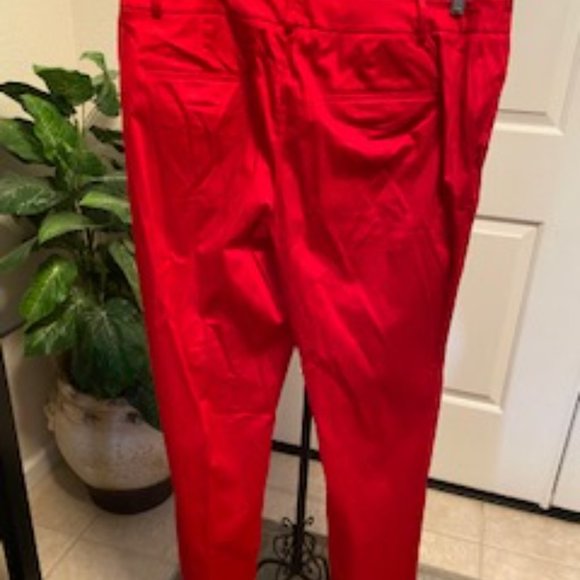 Red trousers - Picture 3 of 3